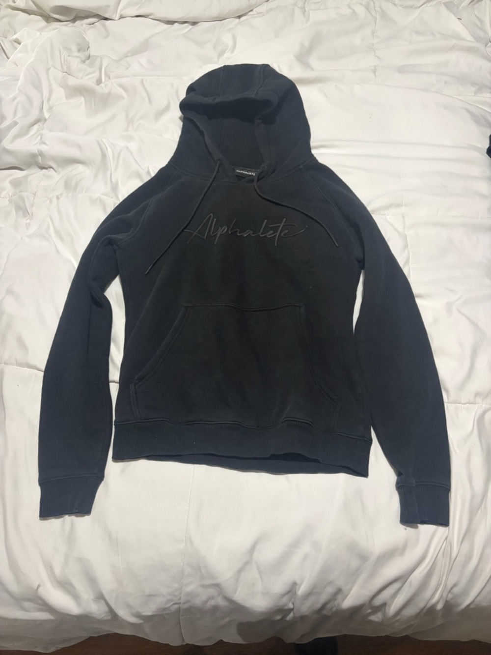Alphalete Black Hoodie - Signature Pullover